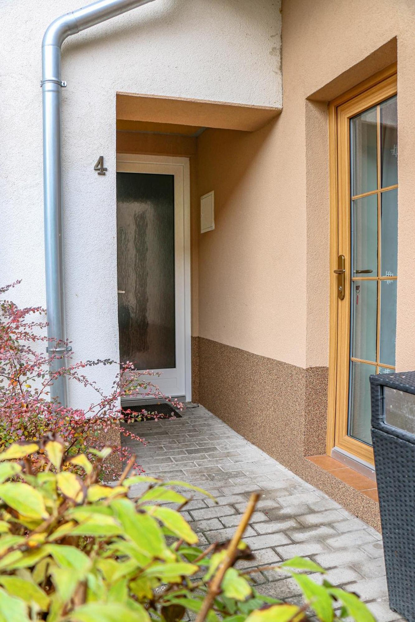 Penzion Kotvas Milovice  Exteriör bild