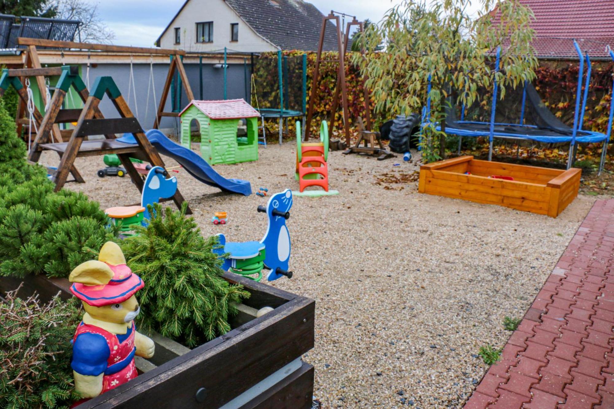 Penzion Kotvas Milovice  Exteriör bild