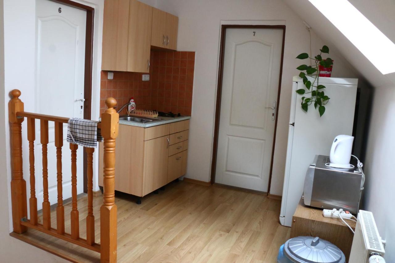 Penzion Kotvas Milovice  Exteriör bild